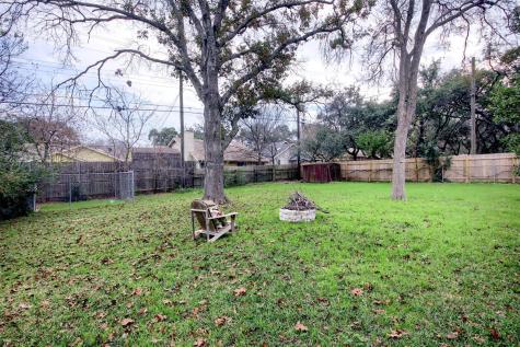 11813 Highland Oaks Trail Austin TX 78759