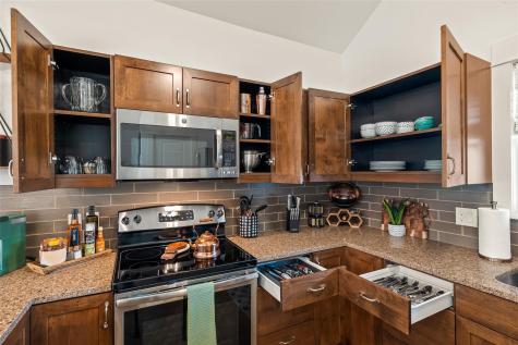 435 Hays Street Dripping Springs TX 78620