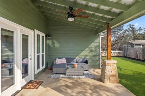 435 Hays Street Dripping Springs TX 78620
