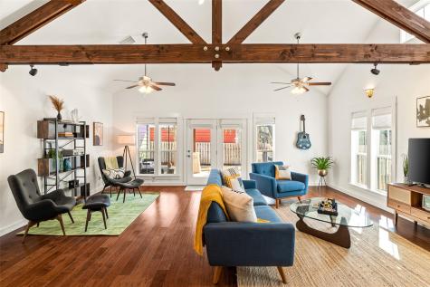 435 Hays Street Dripping Springs TX 78620