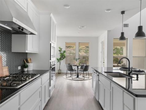 1328 Brescia Walk Leander TX 78641