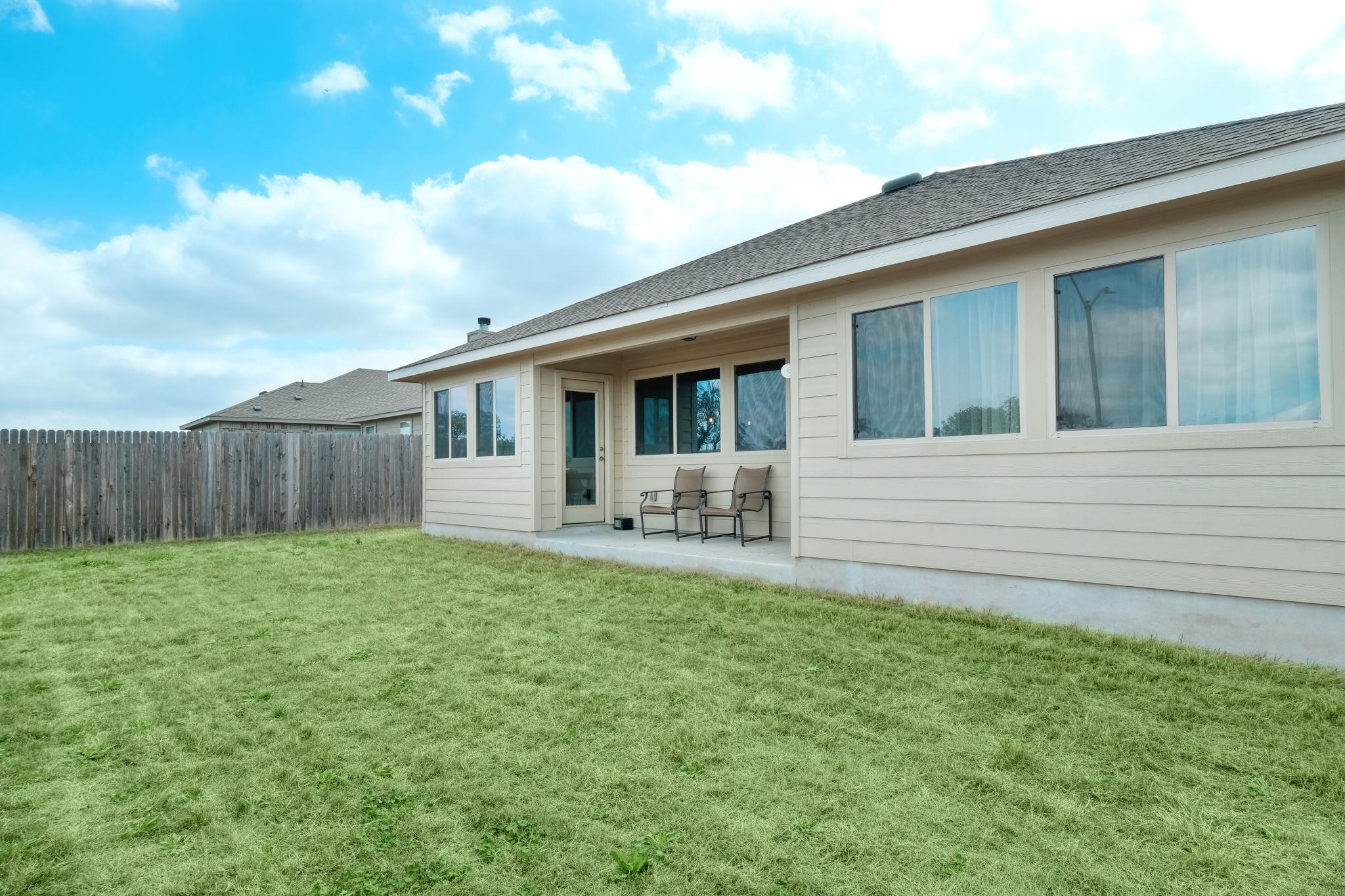 229 Finstown Street Hutto TX 78634