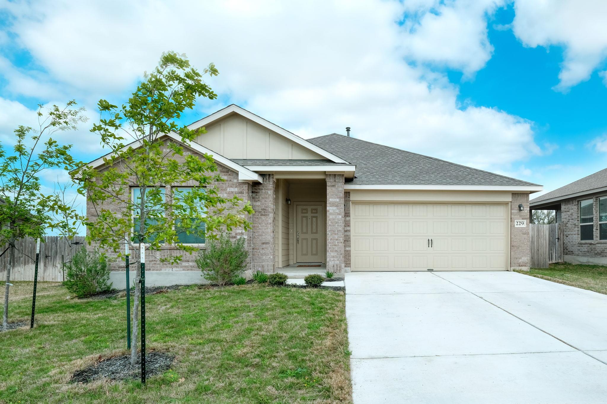 229 Finstown Street Hutto TX 78634