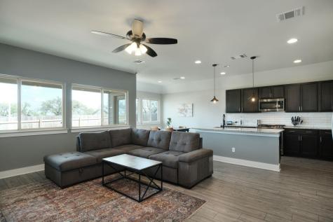 229 Finstown Street Hutto TX 78634