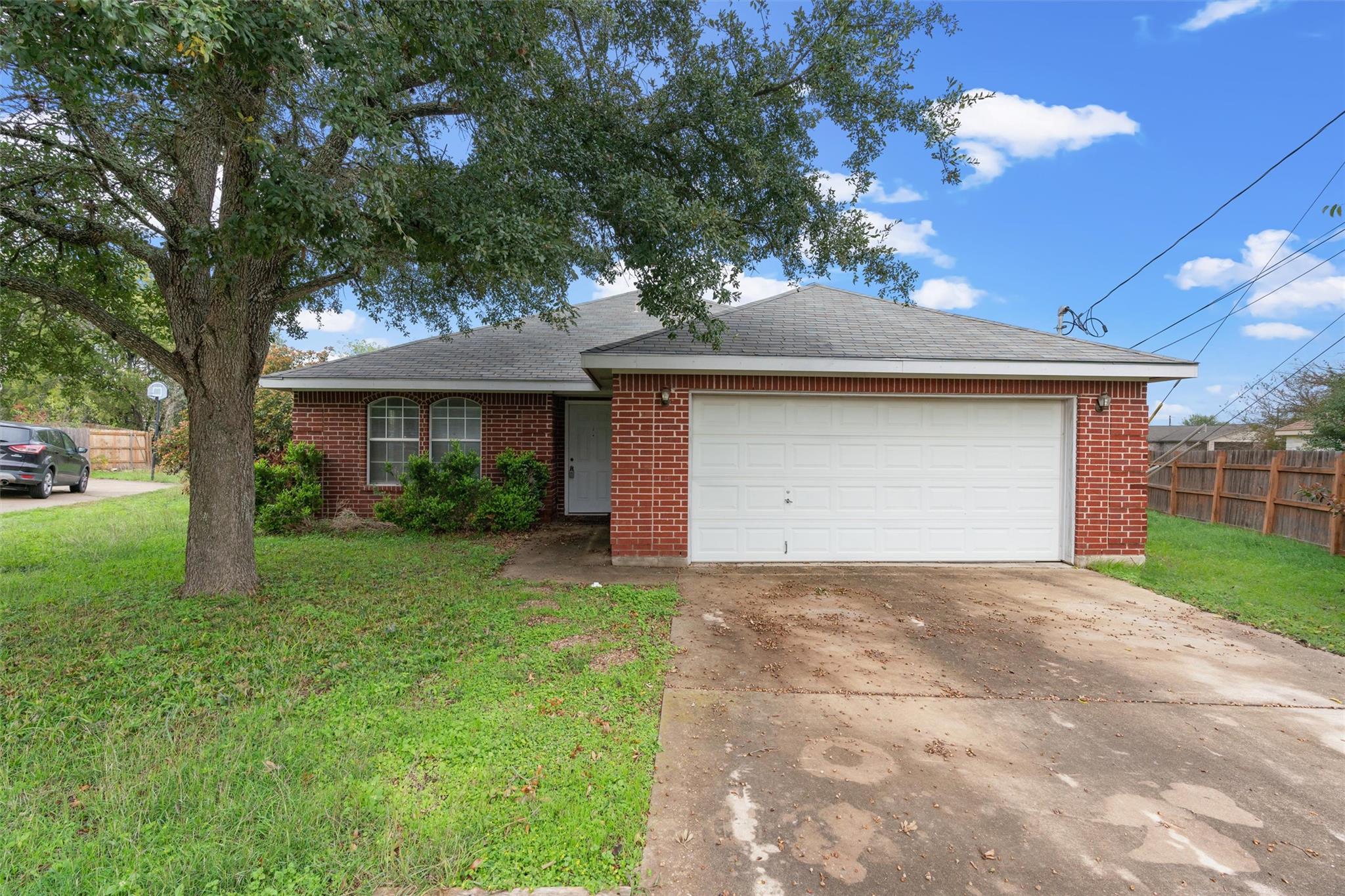 101 Ina Court Kyle TX 78640