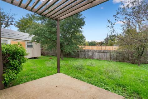 101 Ina Court Kyle TX 78640