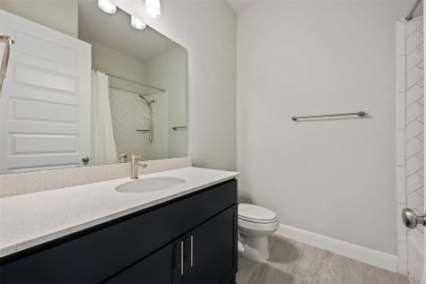 686 Treadwell Lane Kyle TX 78640