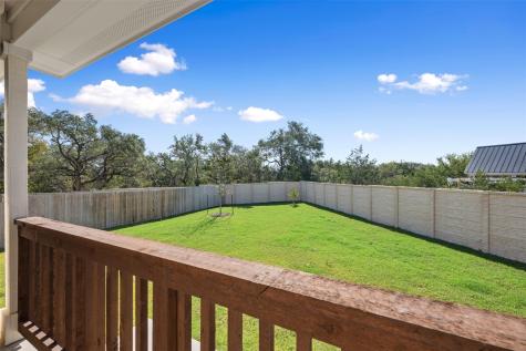 686 Treadwell Lane Kyle TX 78640