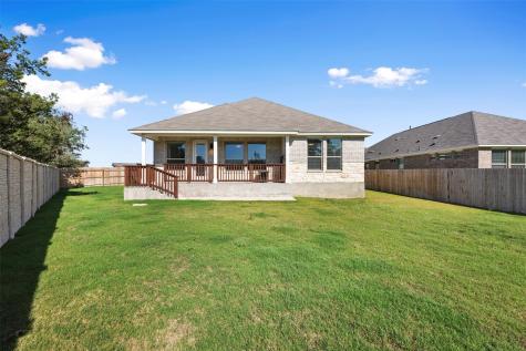 686 Treadwell Lane Kyle TX 78640