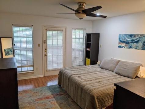 639 W 31 1/2 Street Austin TX 78705