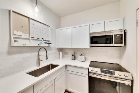 2216 San Gabriel Street Austin TX 78705
