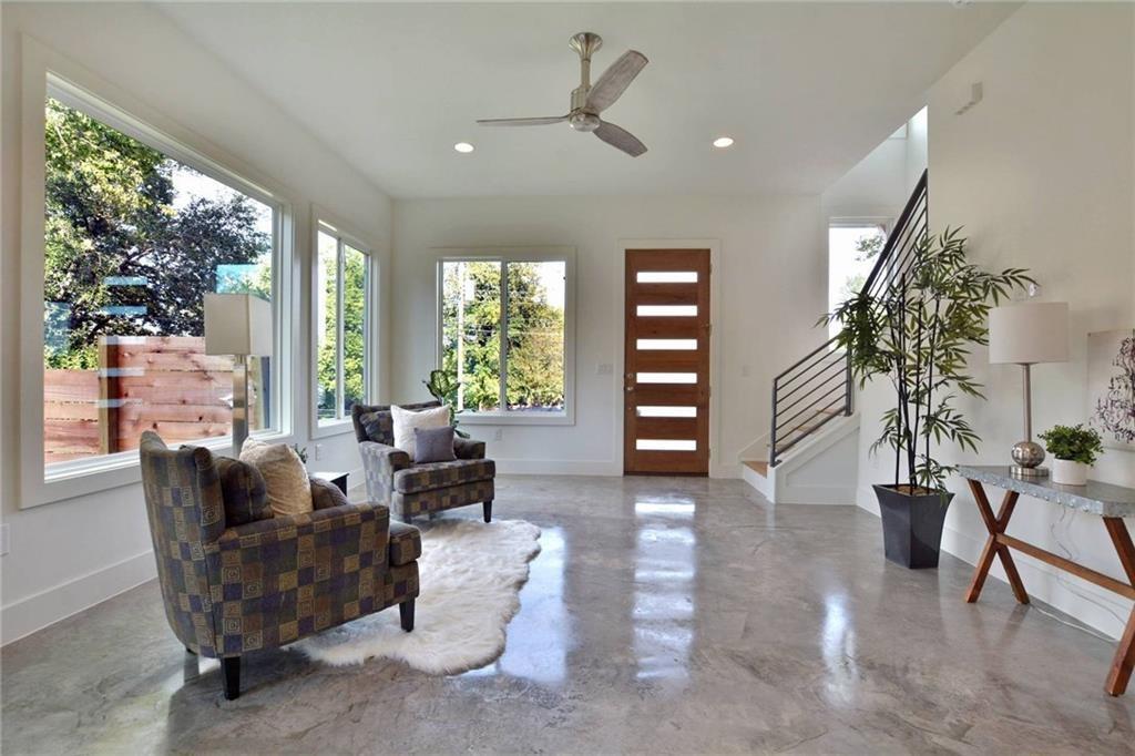 1406 Ulit Avenue Austin TX 78702