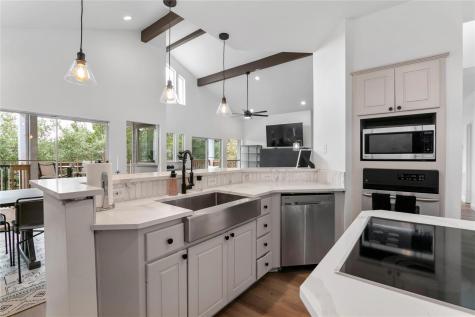 210 Finn Street Lakeway TX 78734