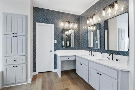 210 Finn Street Lakeway TX 78734