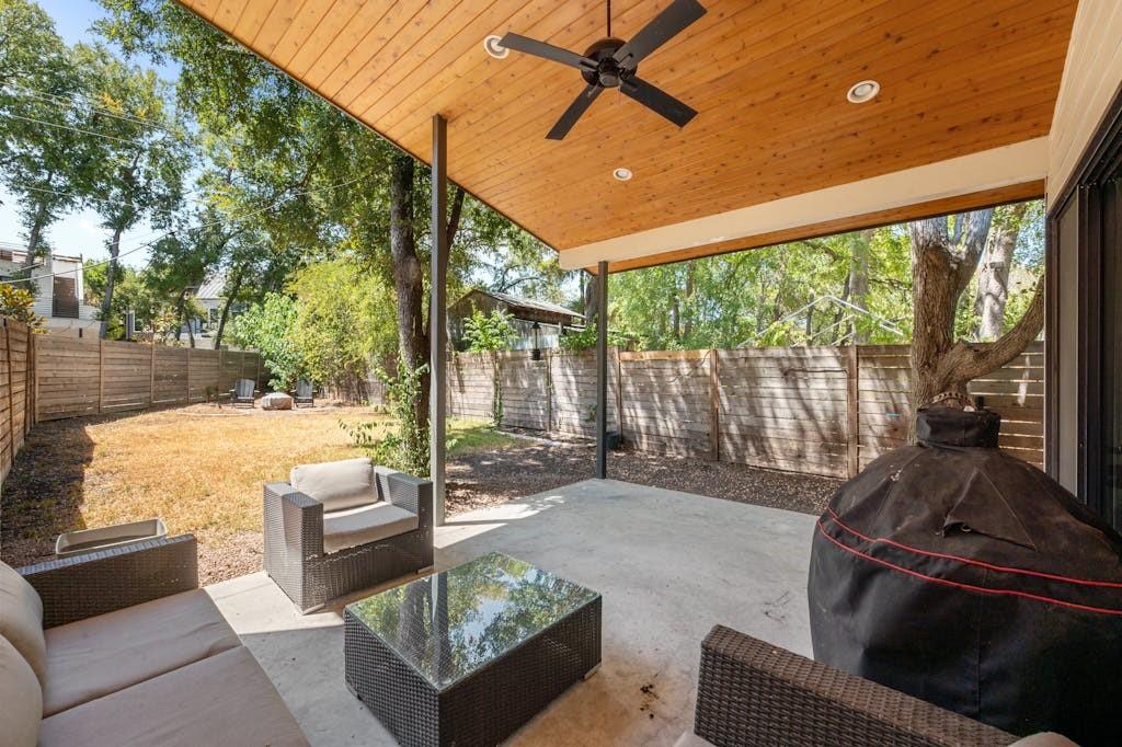 1005 Cardinal Lane Austin TX 78704
