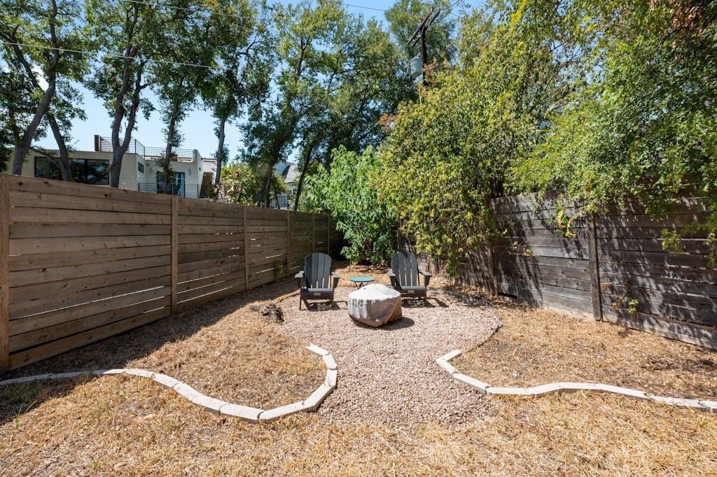 1005 Cardinal Lane Austin TX 78704