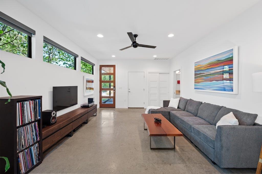 1005 Cardinal Lane Austin TX 78704