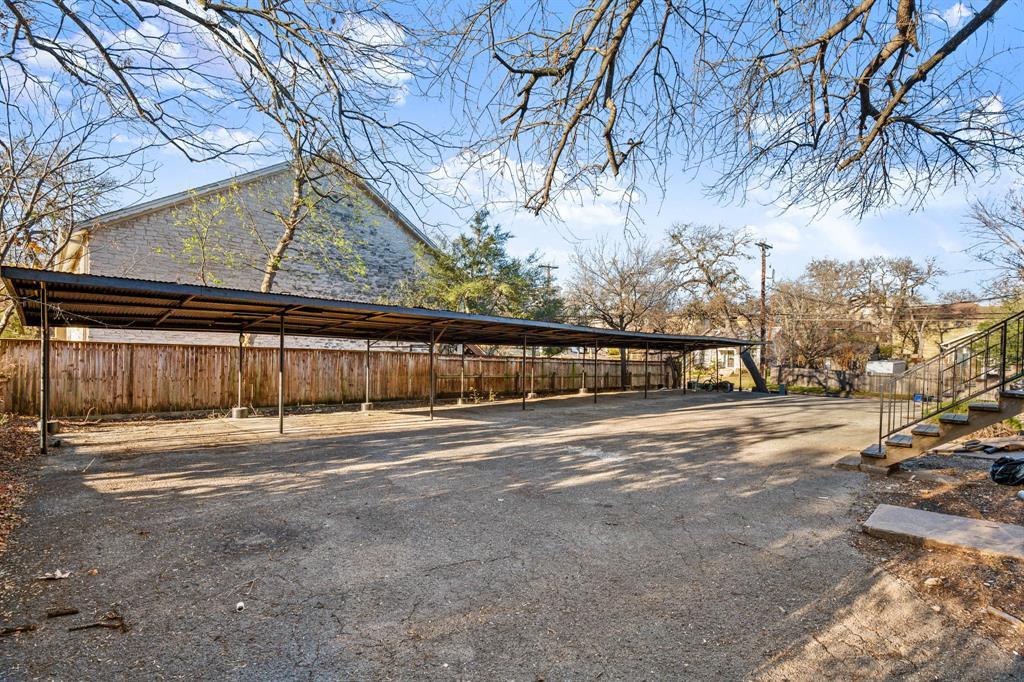 301 E 33rd Street Austin TX 78705