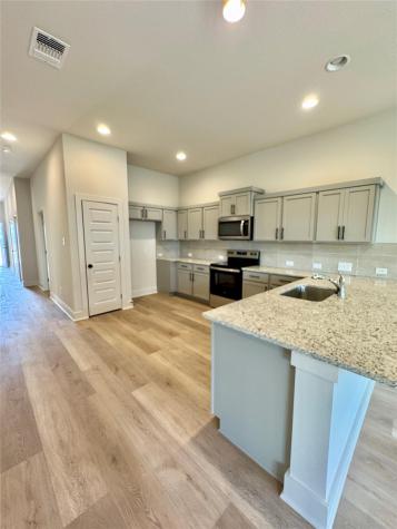 105 Zayd Court Jarrell TX 76537