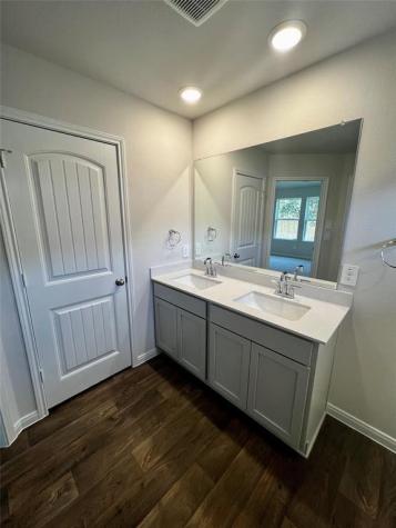 1337 Camden Lane Lockhart TX 78644