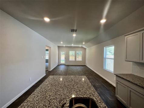 1337 Camden Lane Lockhart TX 78644
