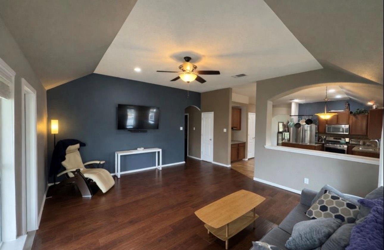 1052 Hot Spring Valley Buda TX 78610