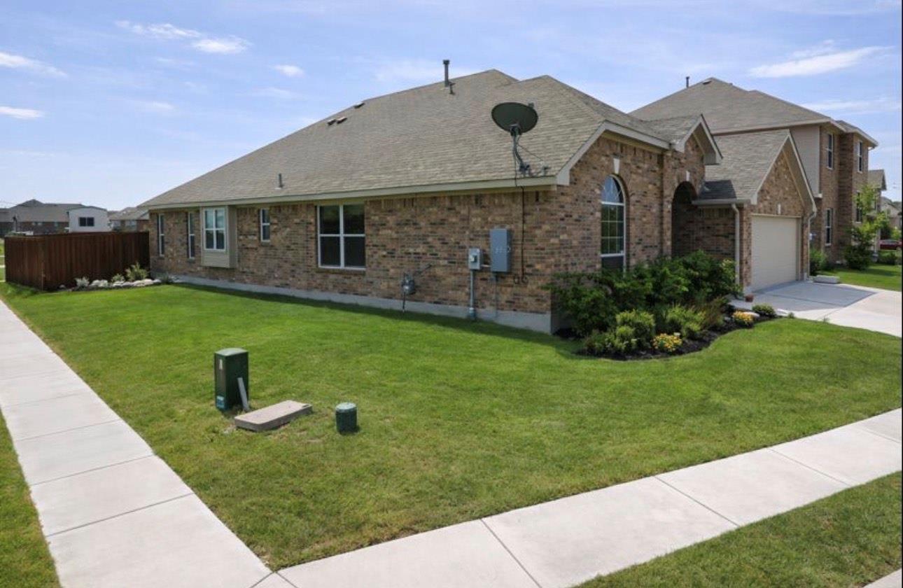 1052 Hot Spring Valley Buda TX 78610