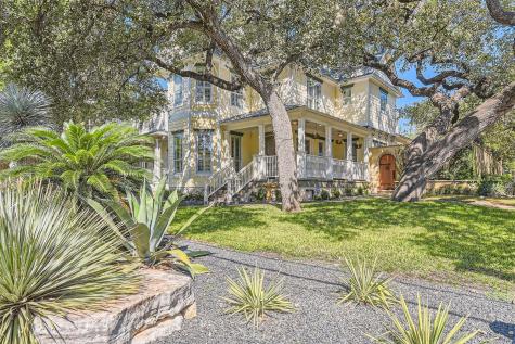 2390 W 8th Street Austin TX 78703