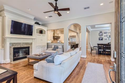 2390 W 8th Street Austin TX 78703