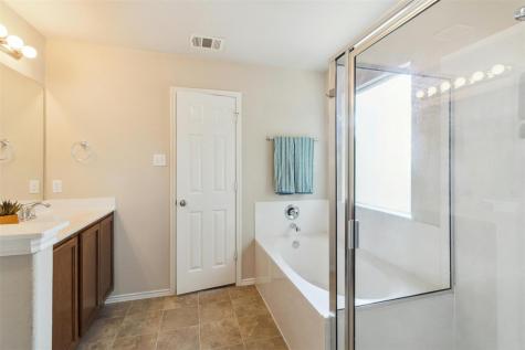 1600 Sugarberry Lane Austin TX 78748