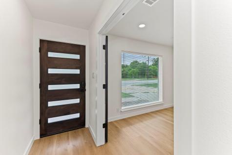 2914 Loyola Lane Austin TX 78723
