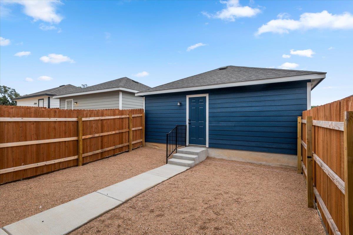 5900 Whisper Creek Drive Georgetown TX 78628