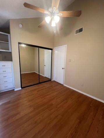 2210 Pearl Street Austin TX 78705