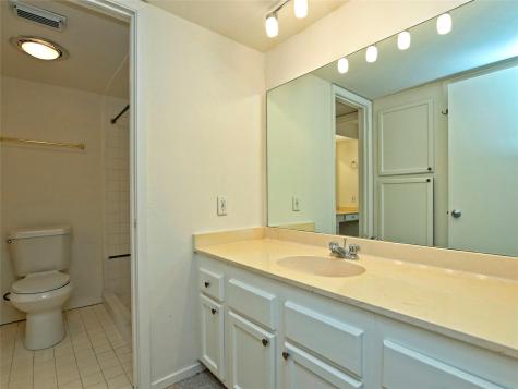 3 Casa Verde Street Lakeway TX 78734