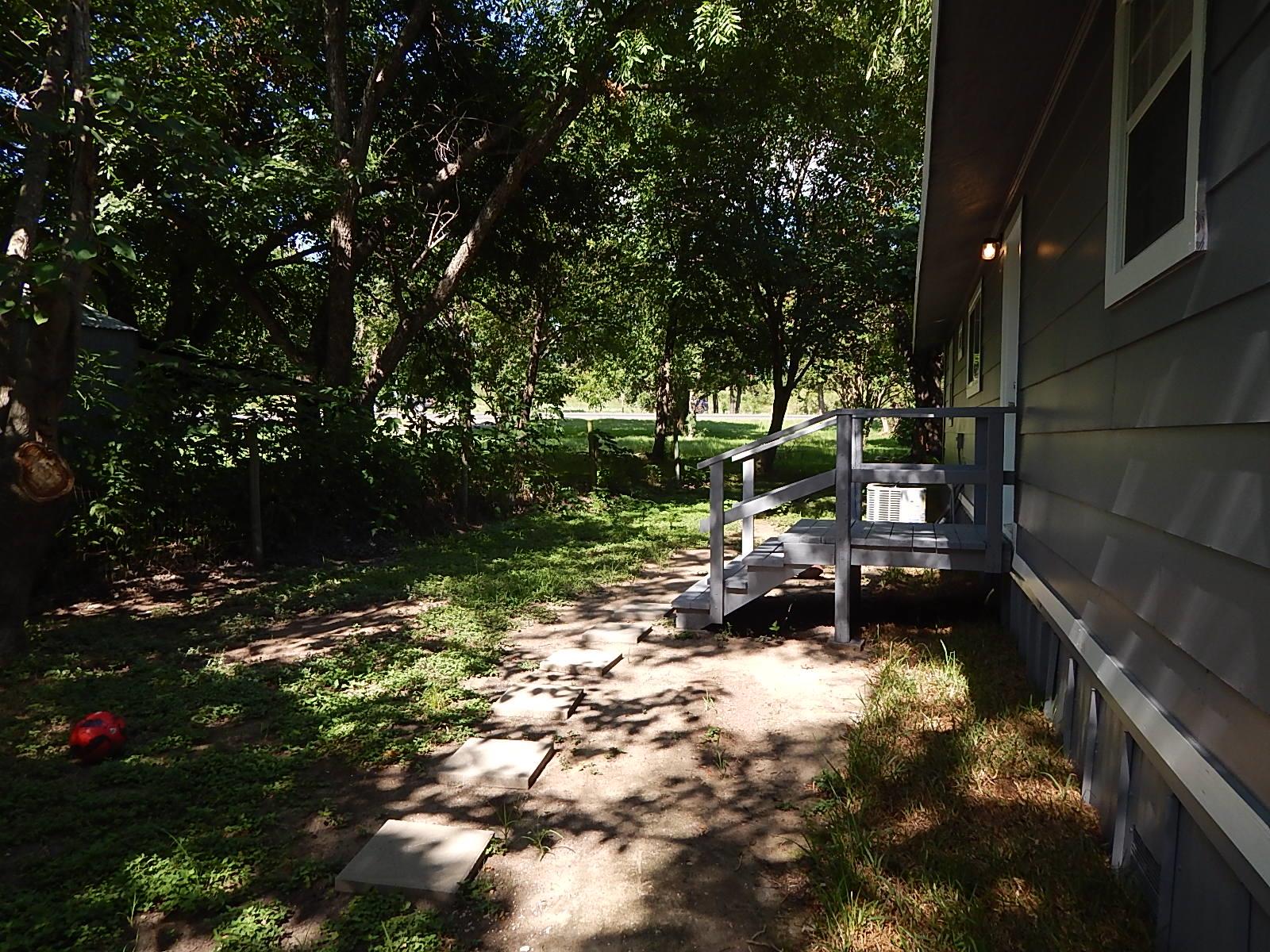 1510 Gordon St Street Bastrop TX 78602