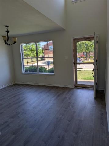 209 Phillips Street Hutto TX 78634