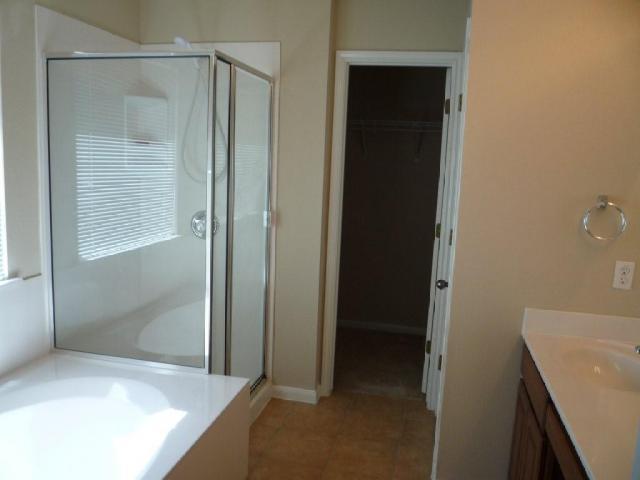 102 Aguilar Drive Hutto TX 78634