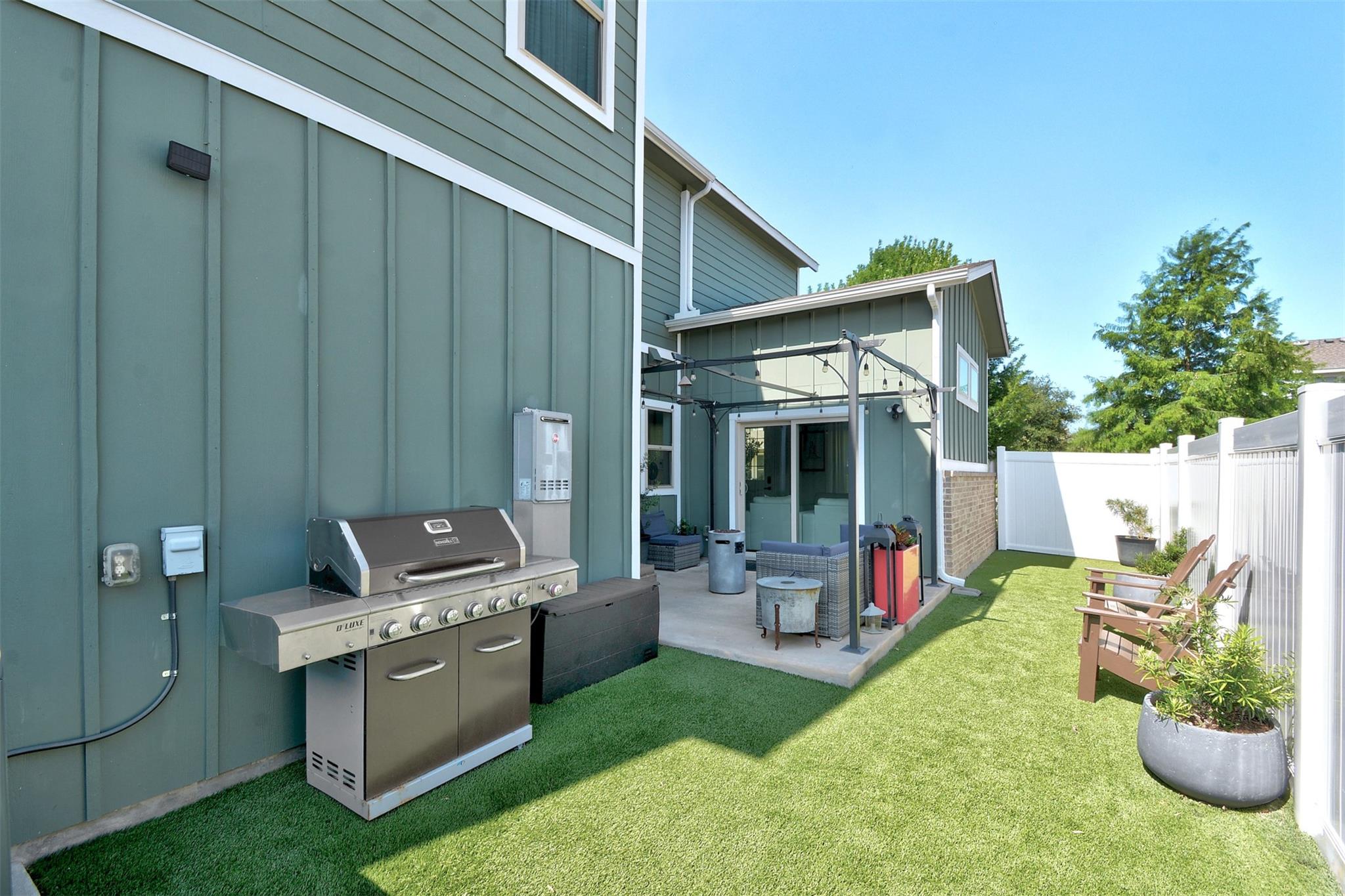 7706 Mandela Bend Austin TX 78744
