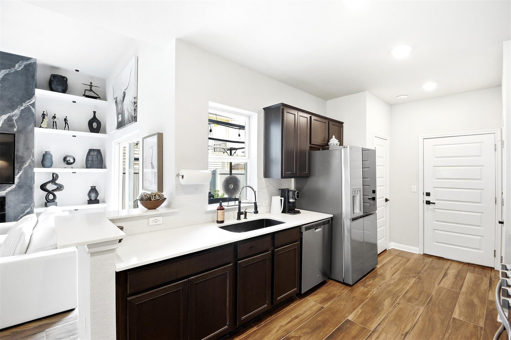 7706 Mandela Bend Austin TX 78744