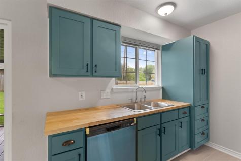 2532 Chaparral Trail Austin TX 78744