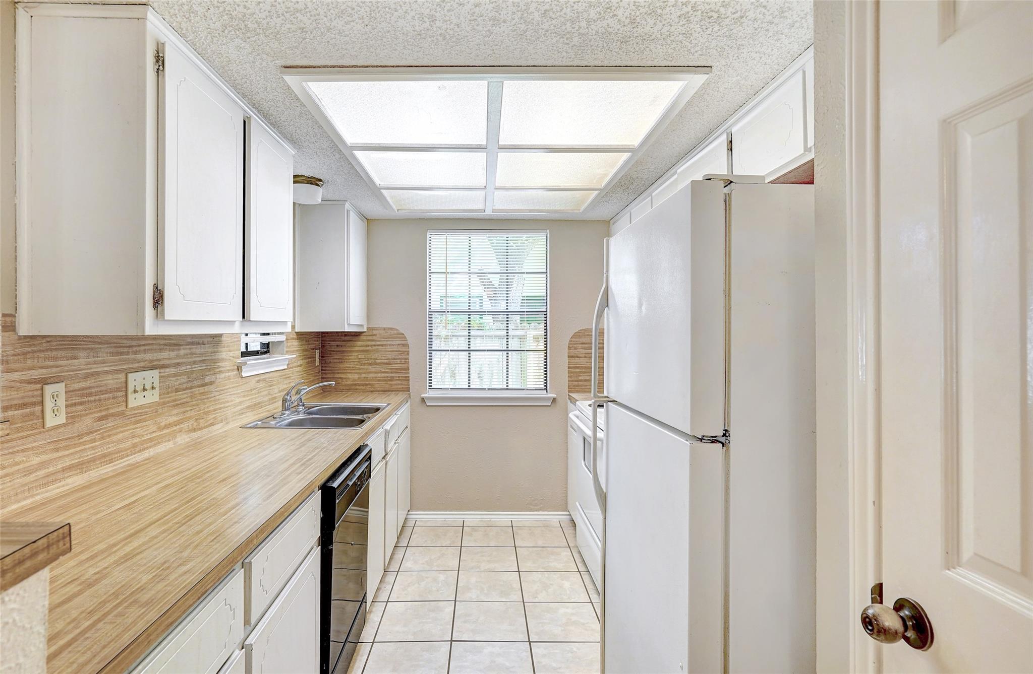 8704 Clearbrook Trail Austin TX 78729