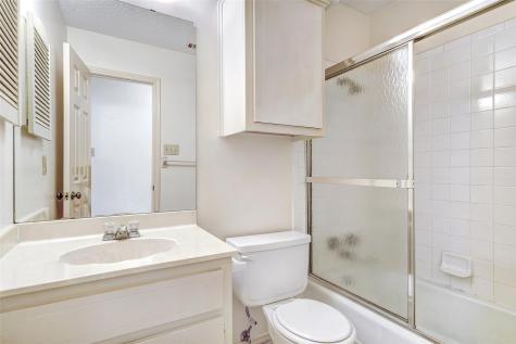 8704 Clearbrook Trail Austin TX 78729