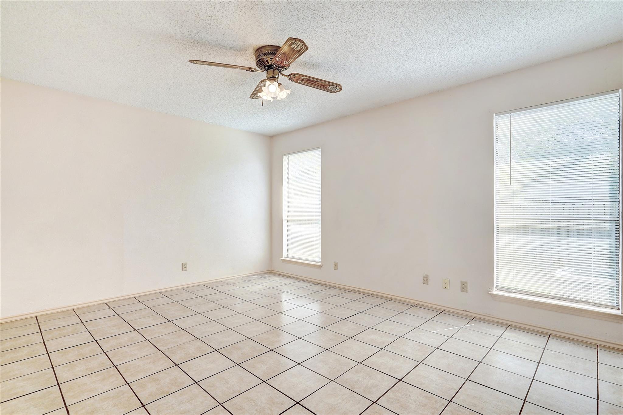 8704 Clearbrook Trail Austin TX 78729
