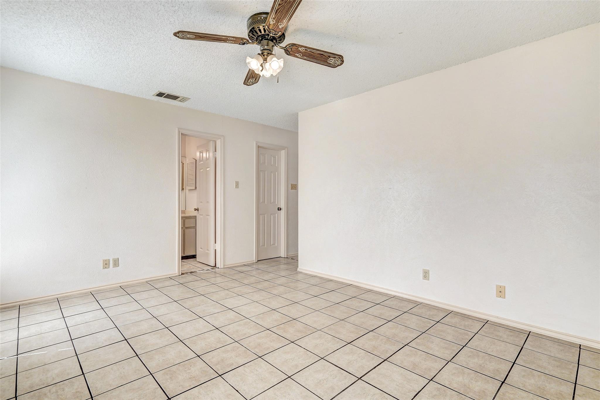 8704 Clearbrook Trail Austin TX 78729