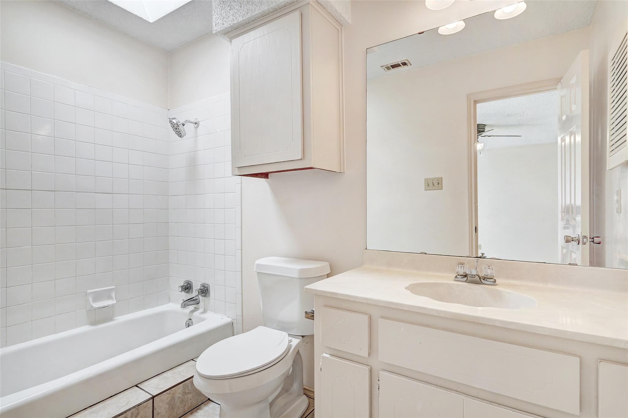 8704 Clearbrook Trail Austin TX 78729
