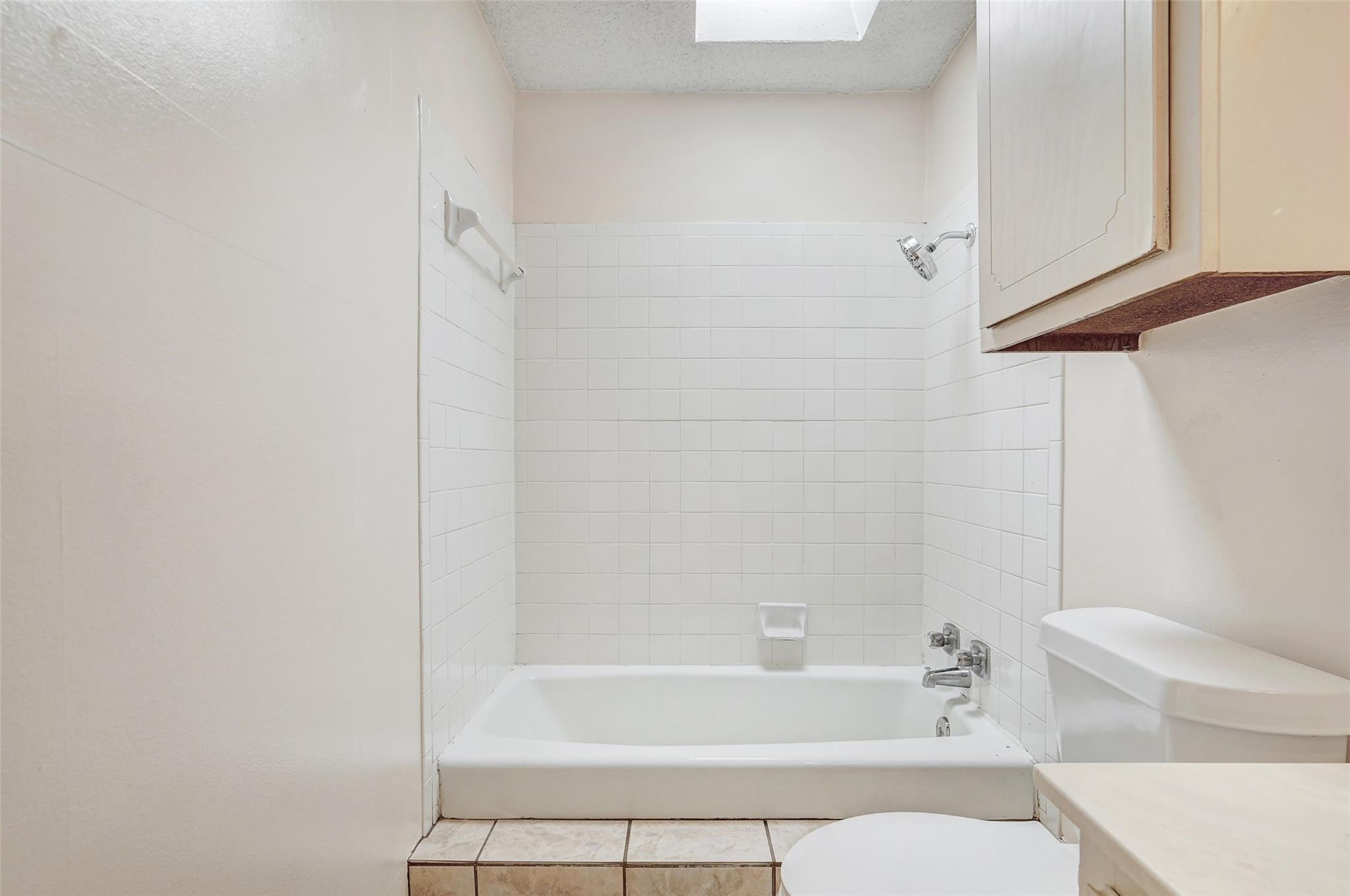 8704 Clearbrook Trail Austin TX 78729