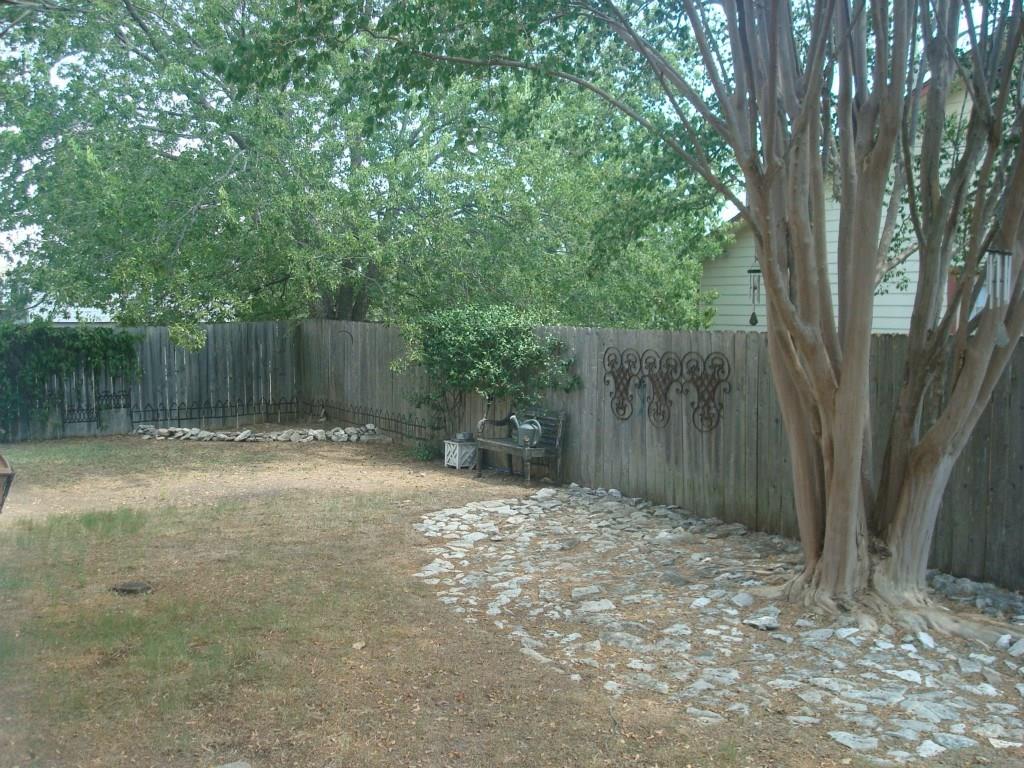 8704 Clearbrook Trail Austin TX 78729
