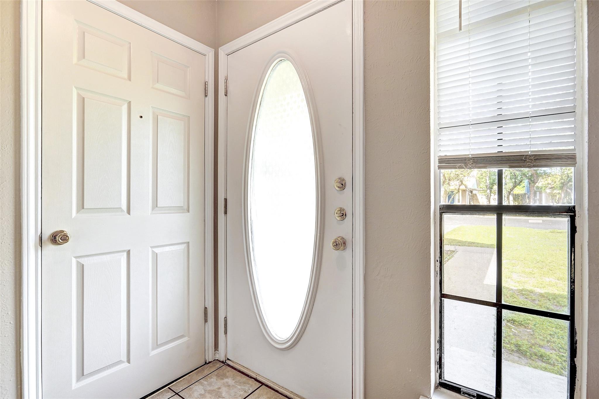 8704 Clearbrook Trail Austin TX 78729