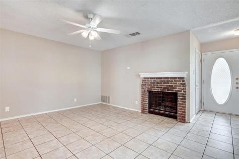 8704 Clearbrook Trail Austin TX 78729