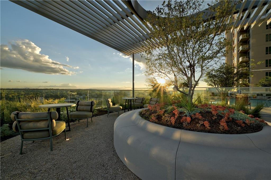 44 East Avenue Austin TX 78701